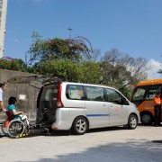 2001年成立的易达巴士