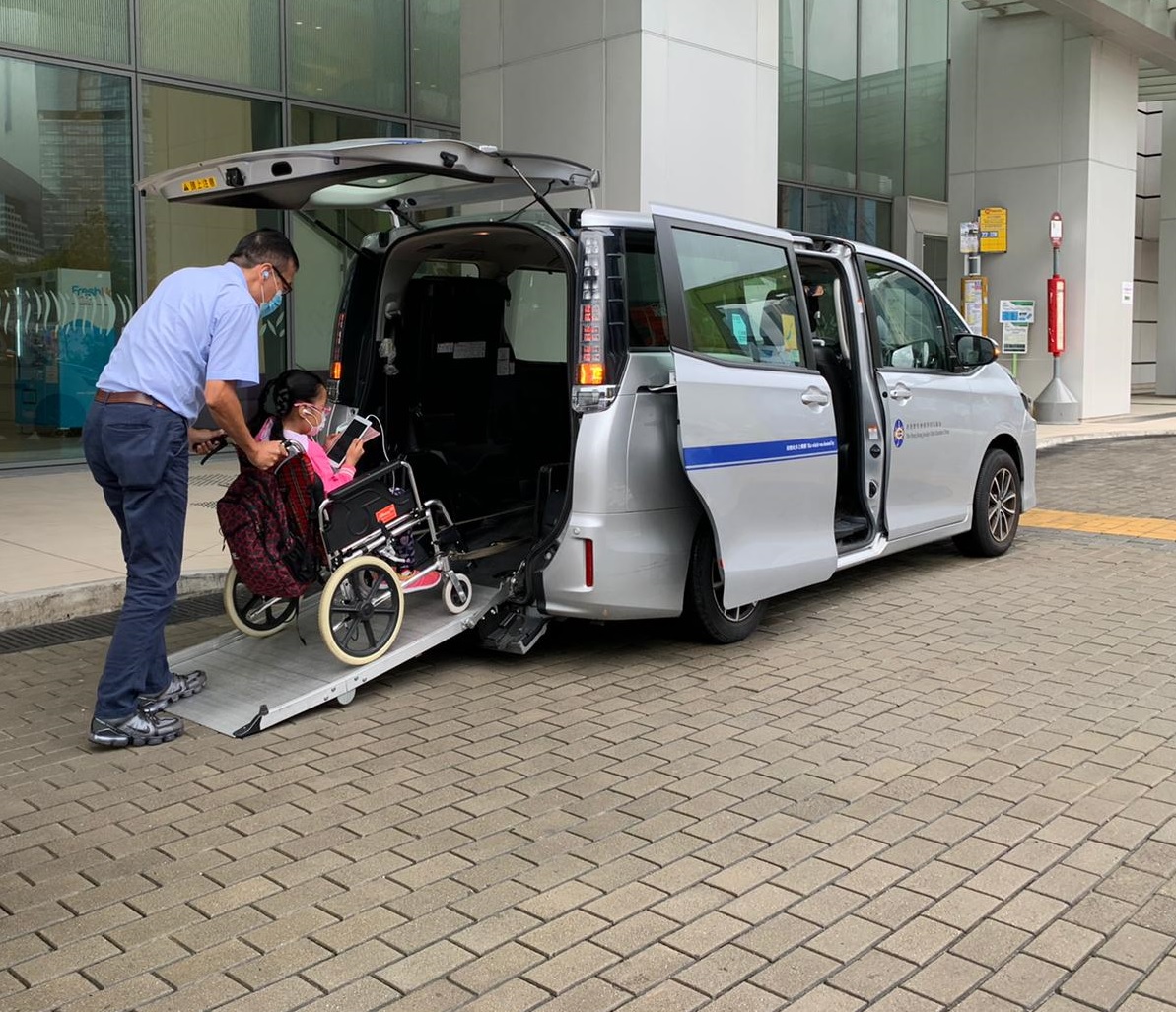 香港復康會推出「易達兒童接載計劃」與病童一起抗疫